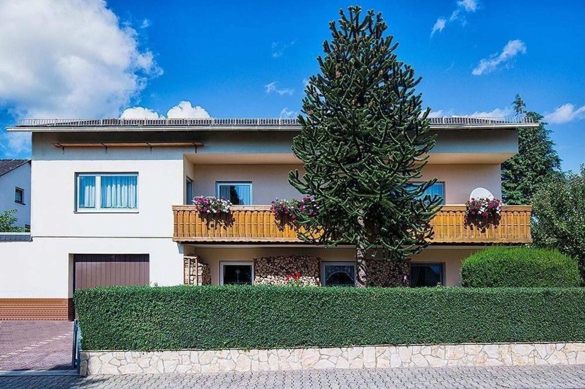 Charmantes Ferienhaus In Mensfelden Vila Hunfelden Exterior foto